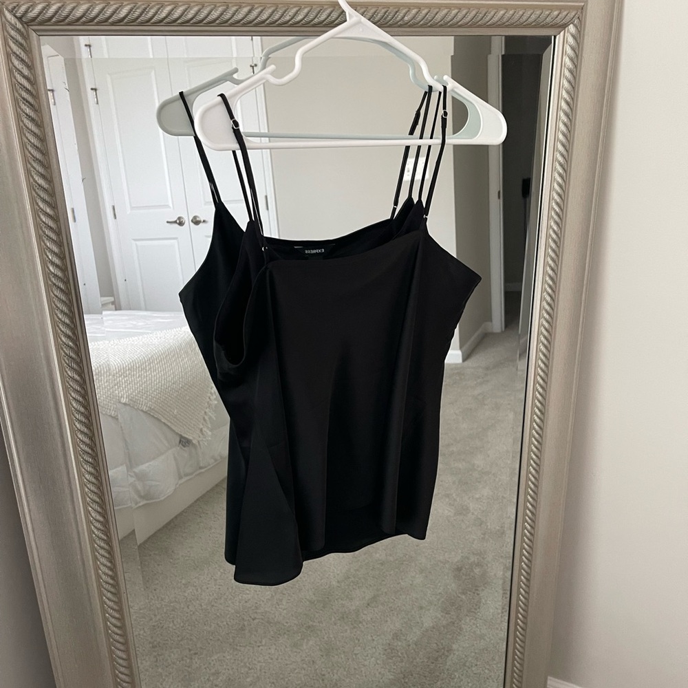 Express Tank Top - Picture 4 of 7